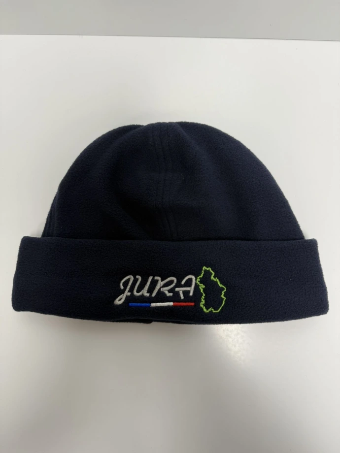 Bonnet personnalisé brodé Jura réalisé par DC Communication